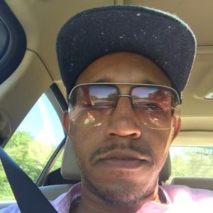 Meet your Posher, Byron